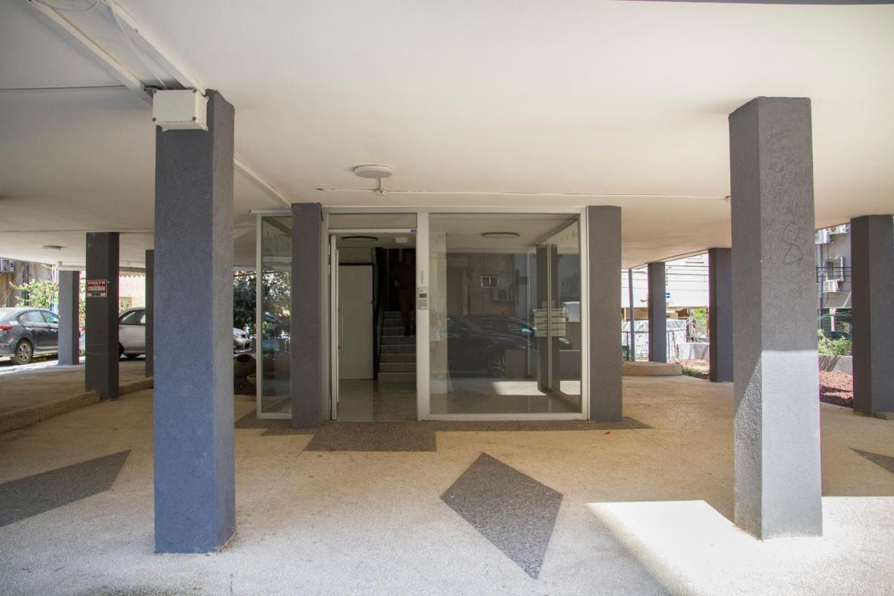 Apartments4You Maya Бат-Ям Екстер'єр фото