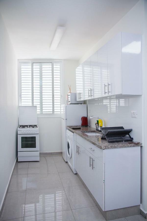 Apartments4You Maya Бат-Ям Екстер'єр фото