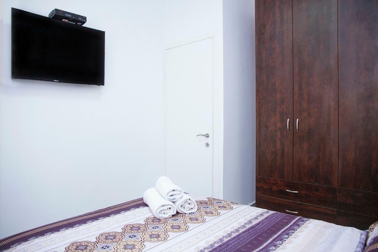 Apartments4You Maya Бат-Ям Екстер'єр фото